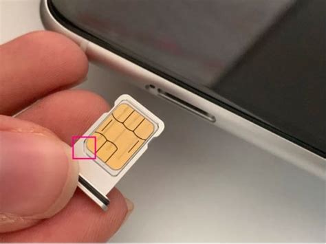 How to Insert SIM card in iPhone 4 / 4S / 5 / 5S / 6 / 7 .